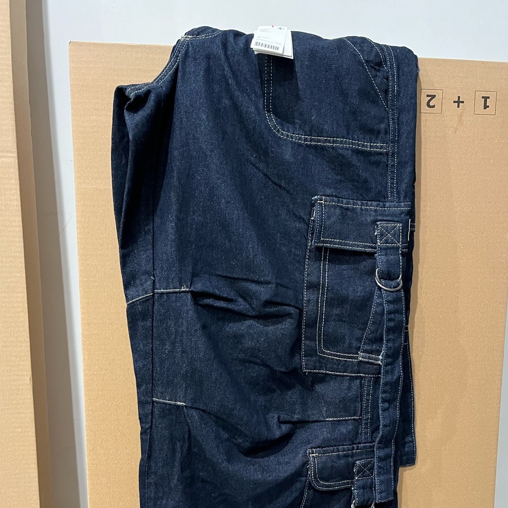 BDG Strappy Balloon Cargo Mid-Rise Jean - Picture 5 of 5